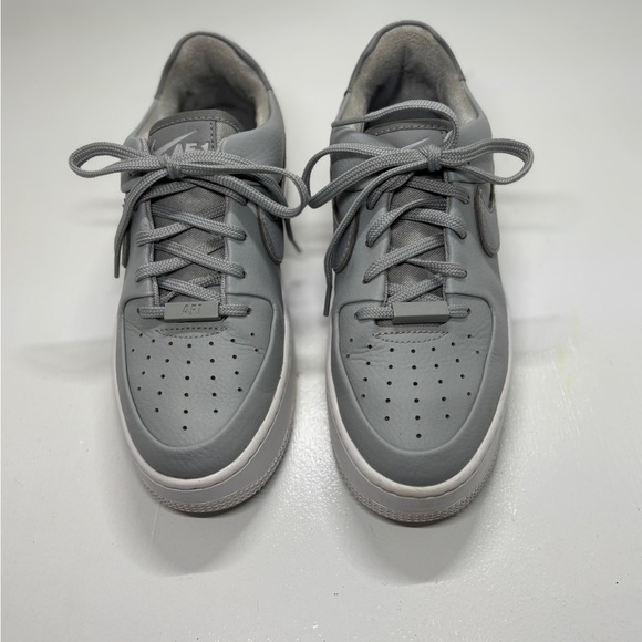 Women’s Nike Gray Air Force 1 Sneakers size 6.5 - Picture 3 of 10